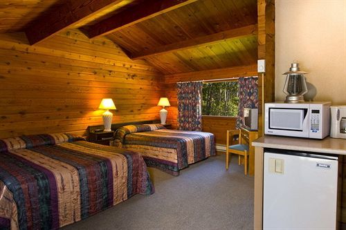 Lodge Miette Mountain *
