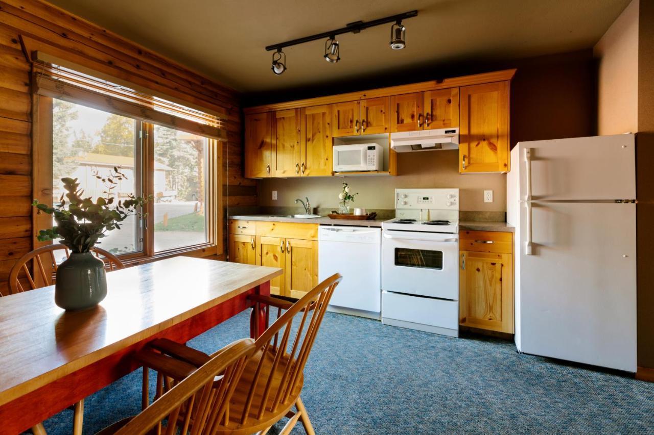 Miette Mountain Lodge Jasper